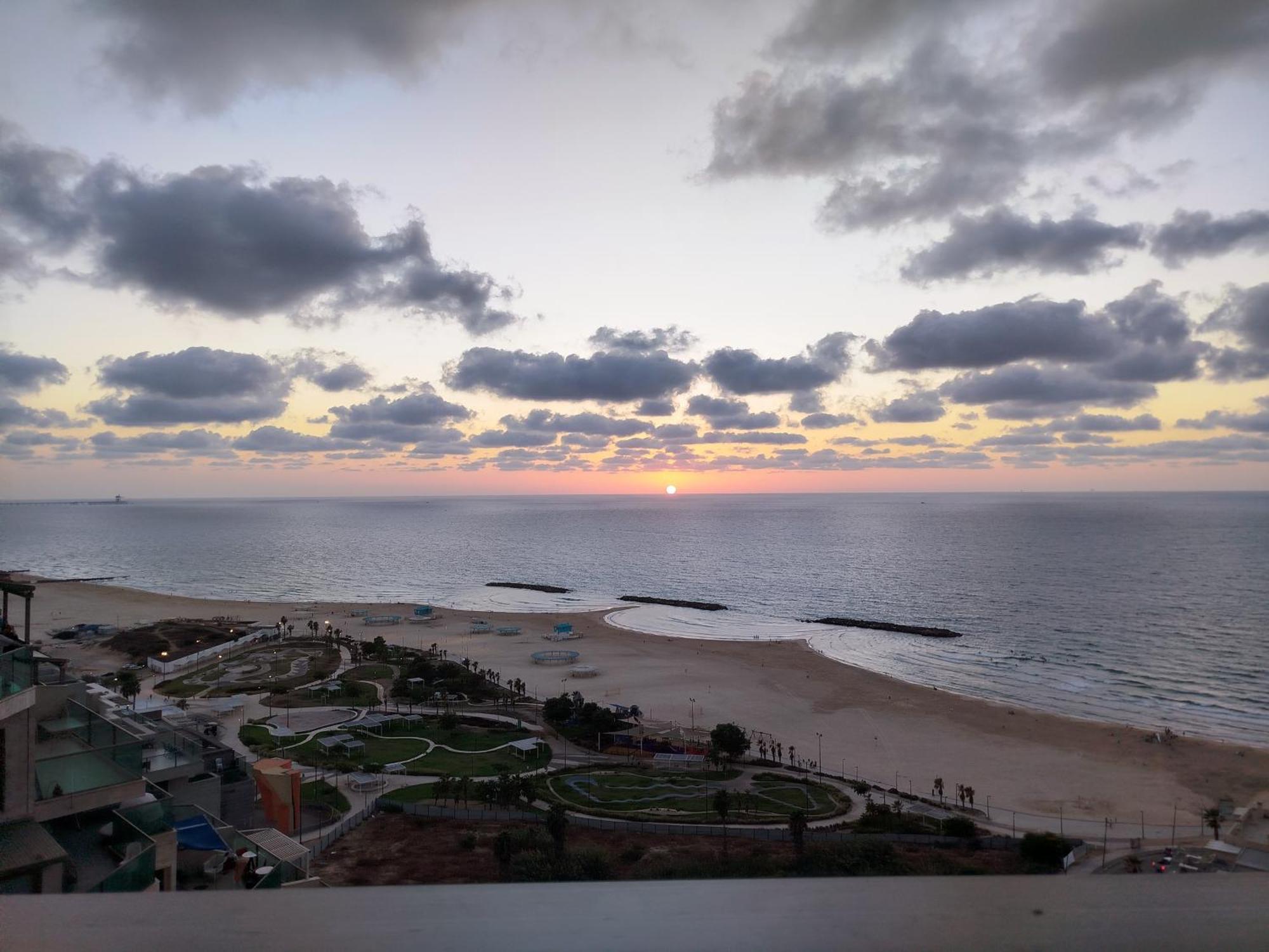 Sunset Suite Sea&Sky Ashkelon Exterior photo
